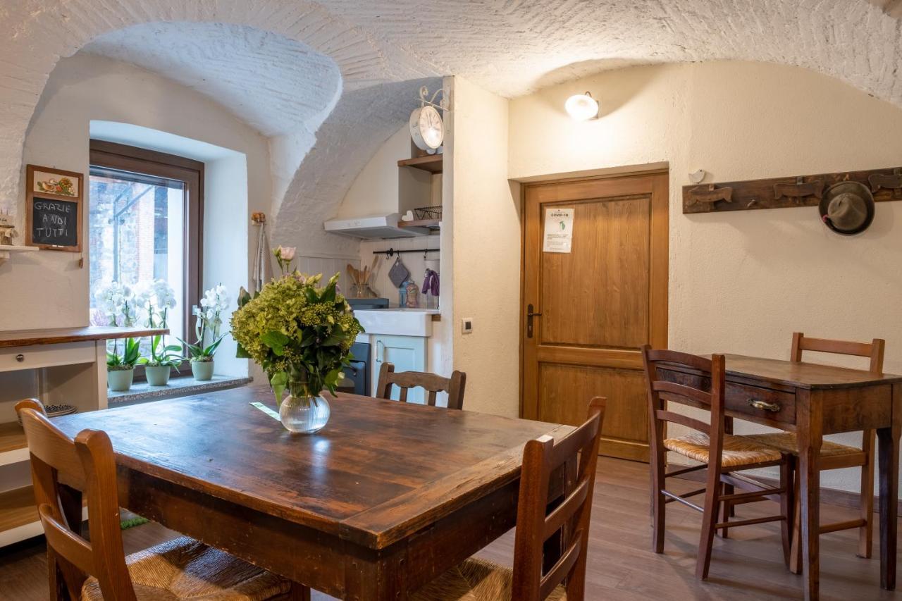 B&B Il Cortile Biella Exterior foto